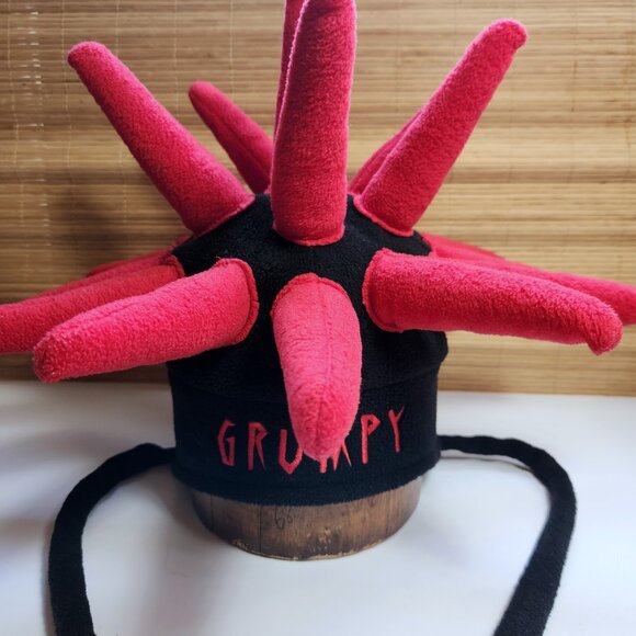 Jester Hat Grumpy Disneyland Resort Black and Red with Ties Adult One Size - Picture 1 of 6